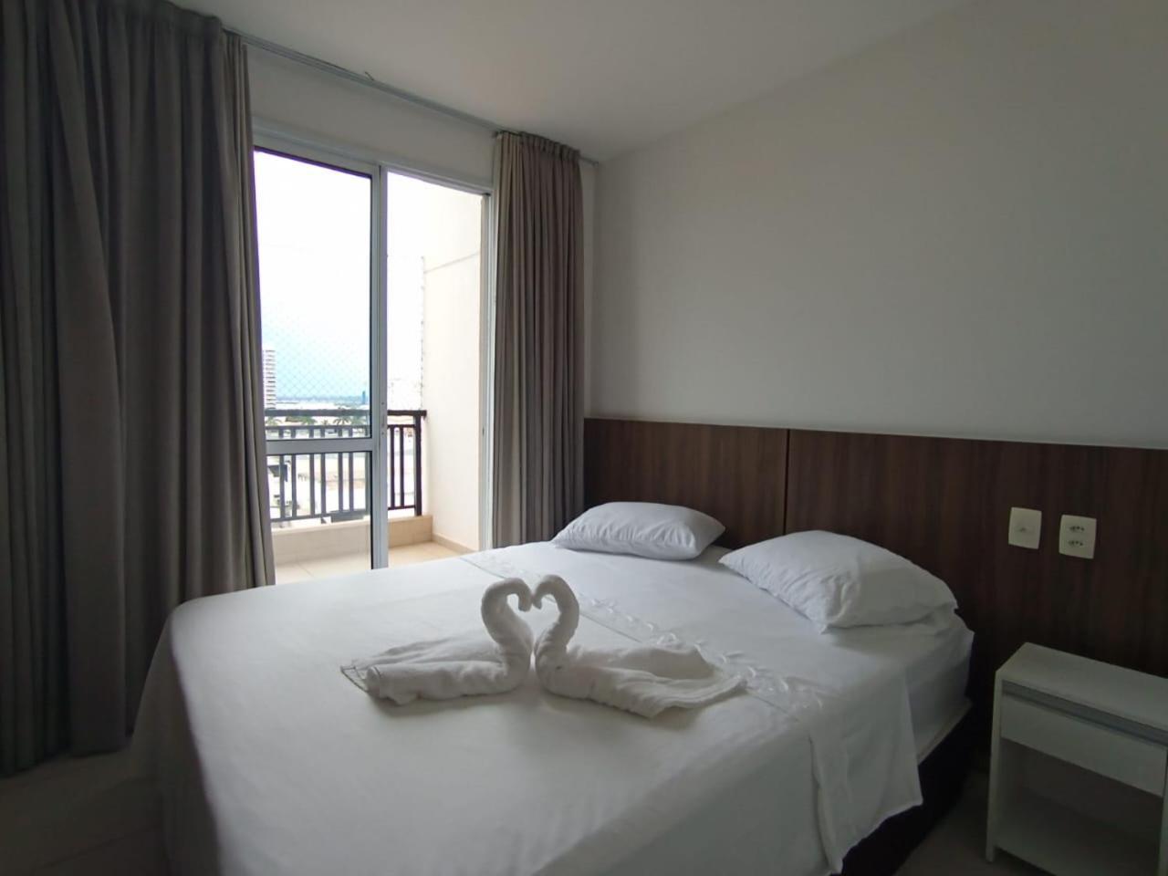 Em Resort,