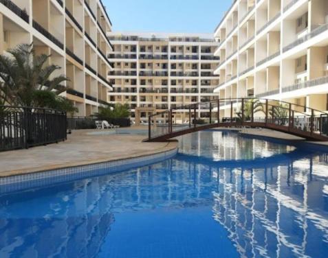Em Resort,